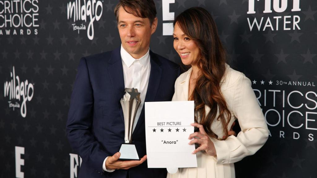 'Anora' se lleva el premio a mejor película en los Critics Choice Awards