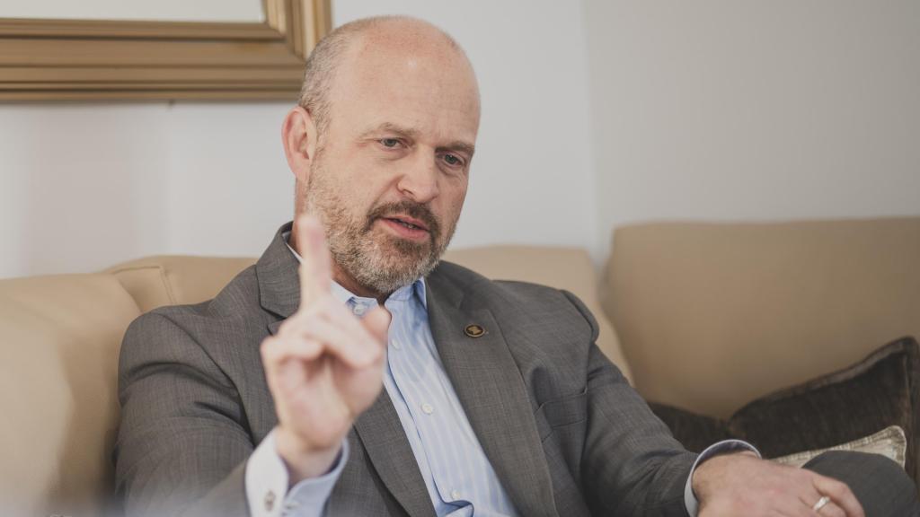 Kevin Roberts, presidente de la fundación Heritage, asiste a la cumbre de Patriots este sábado en Madrid.