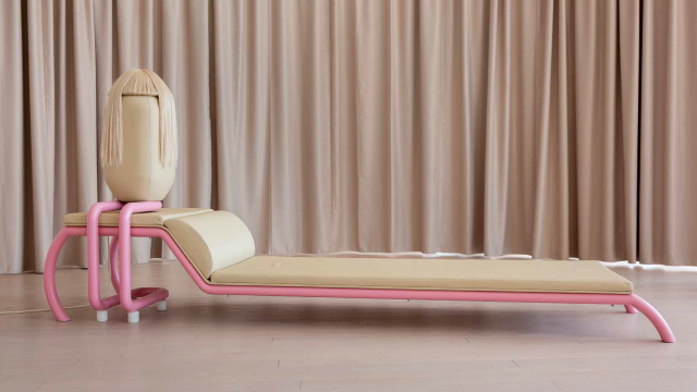 Lúa Coderch: 'Echo (The Couch One)', 2022. Foto: Eva Carasol / Cortesía de Fabra i Coats Centre d'Art Contemporani