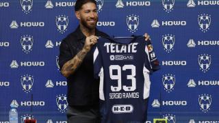 Sergio Ramos, en su presentación con Rayados de Monterrey.