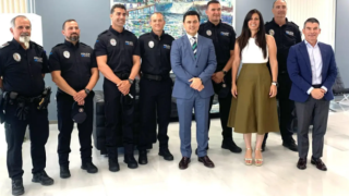 El alcalde de San Javier, José Miguel Luengo, preside la toma de posesión de varios nuevos agentes de Policía Local el pasado junio.