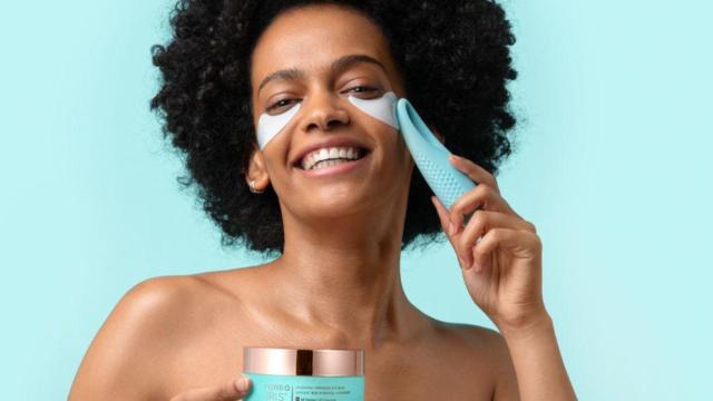 Ni antiojeras ni contorno de ojos en crema: este es el producto que de verdad funciona (y está rebajado a mitad de precio)