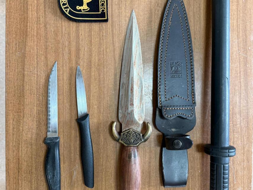 Tres aprehensiones de armas blancas