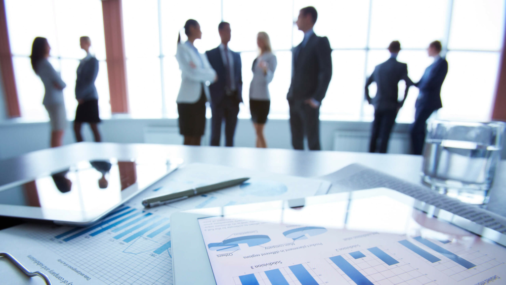 Las empresas han analizado los principales riesgos y fortalezas de la economía en este arranque de 2025.