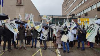 Concentración de médicos este lunes frente a la Delegación del Gobierno en Castilla y León, en Valladolid