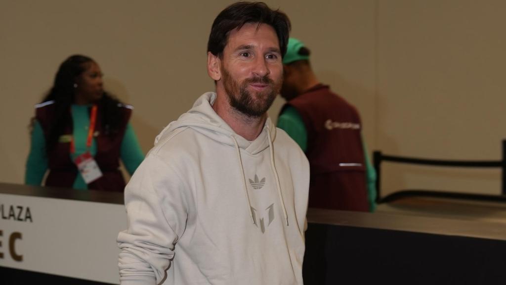Leo Messi, en el Caesars Superdome de Nueva Orleans para ver el Super Bowl LIX