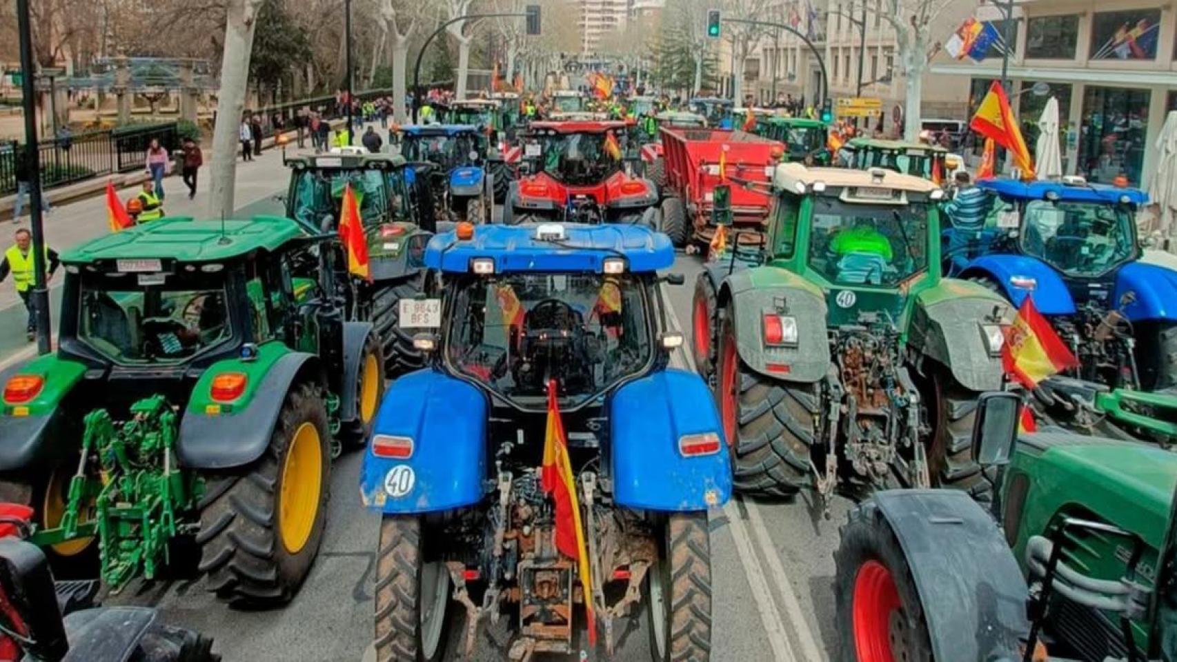 Imagen de archivo de una tractorada Castilla-La Mancha.