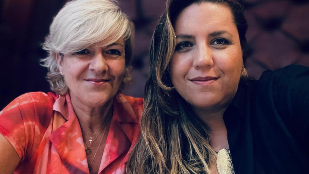 Las cofundadoras de All Access Pass: Silvia Montello (i) y Vanessa Buendía (d).