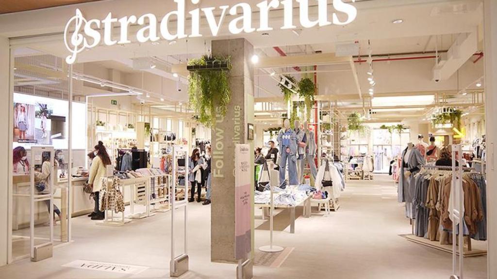 Tienda Stradivarius.