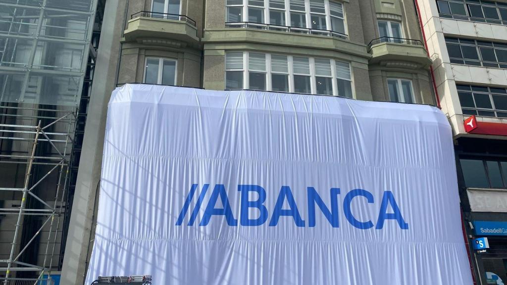 Cine Avenida en el Cantón Grande de A Coruña