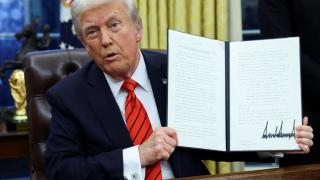 2025-02-10T223831Z_2134425492_RC2WRCA67K3T_RTRMADP_3_USA-TRUMP