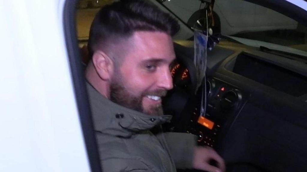 La sonrisa de David Rodríguez al ser informado de su presunta mala relación con Merchi.