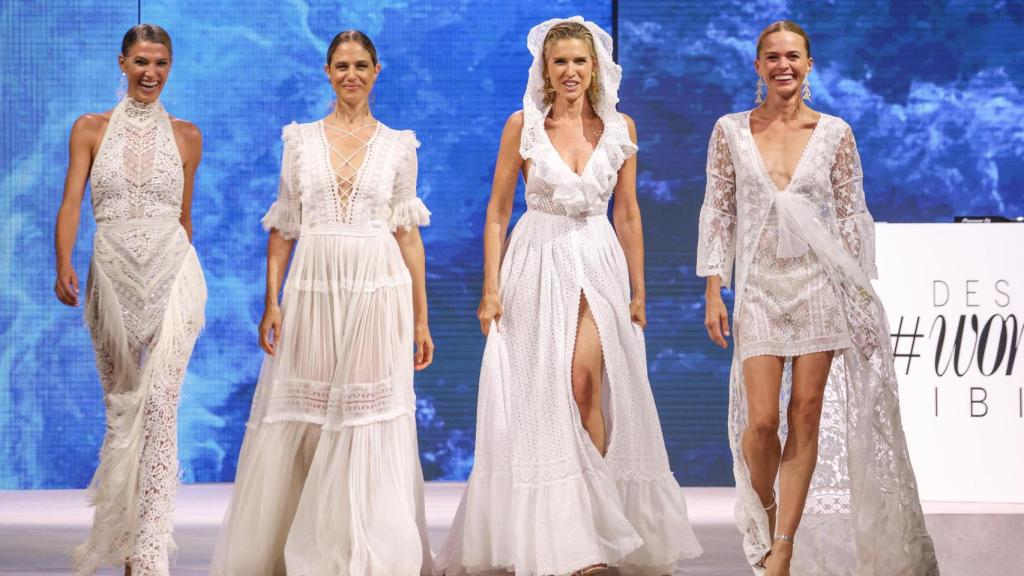 Judit Mascó, Martina Klein , Verónica Blume y Laura Sánchez.