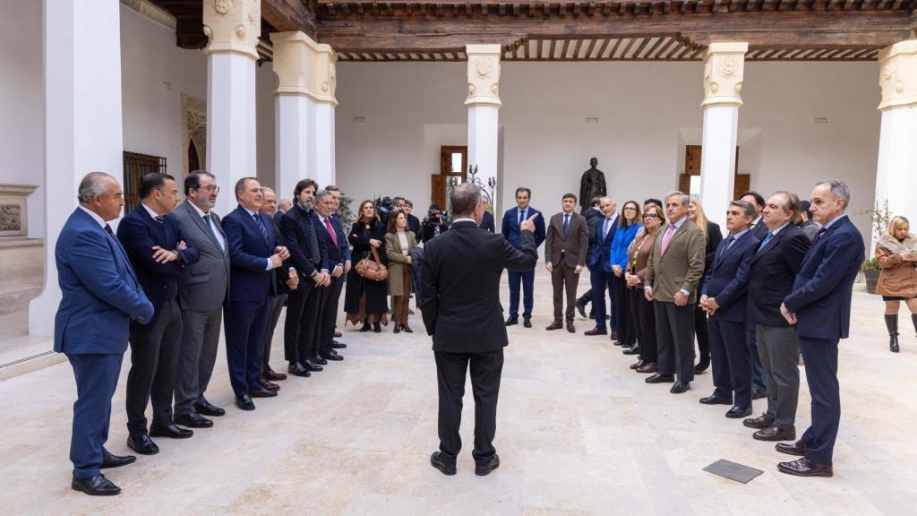 Encuentro del mundo del toro en el Palacio de Fuensalida de Toledo.
