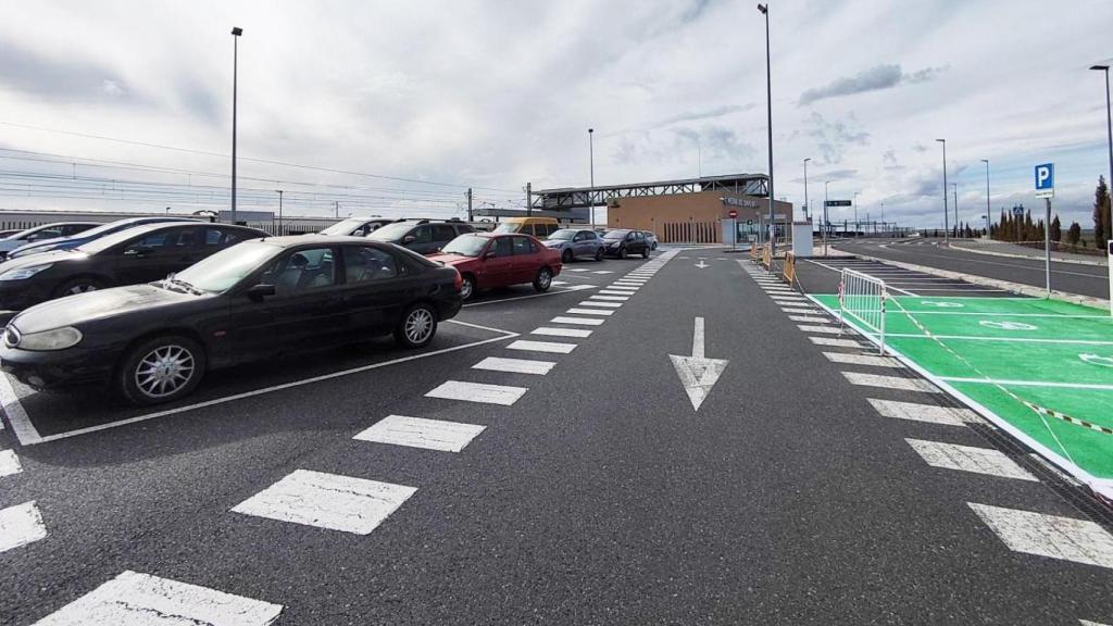 Parking de la estación de trenes de Medina del Campo