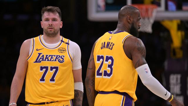 Luka Doncic, en su debut con los Lakers junto a LeBron James