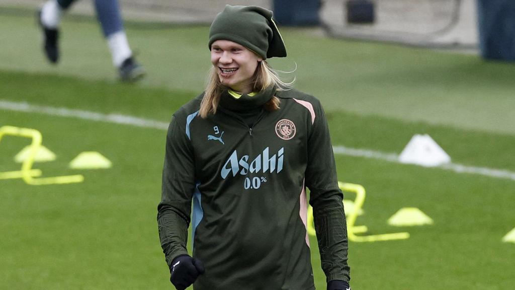 Erling Haaland, entrenando con el Manchester City