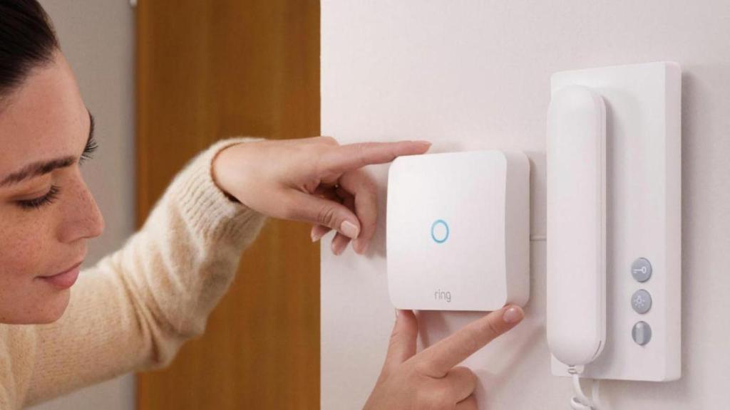 Cambia el telefonillo de tu casa por este interfono inteligente de Amazon y gana en seguridad ¡ahora rebajadísimo!