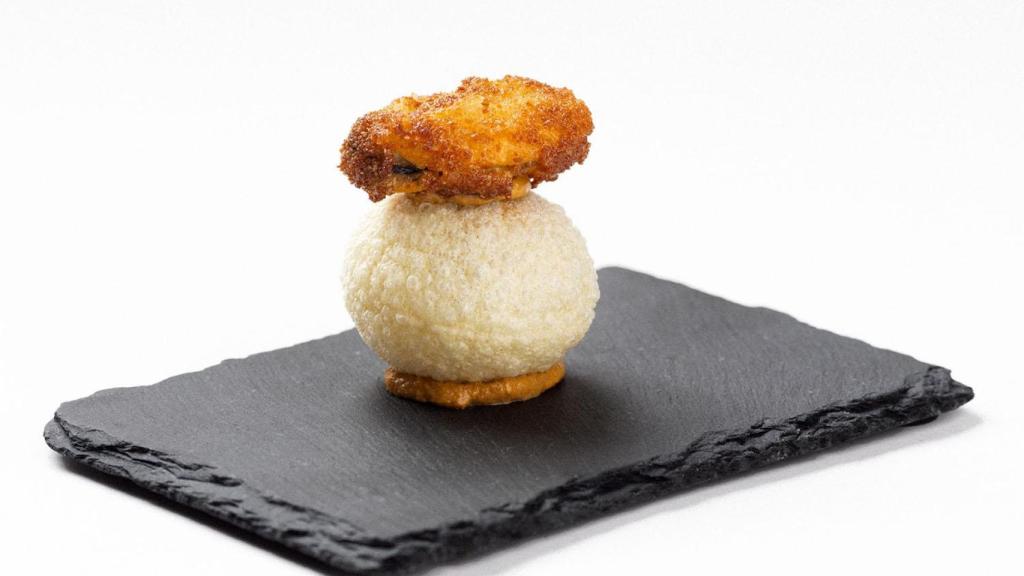 Panipuri de mejillón tigre (A Moa).