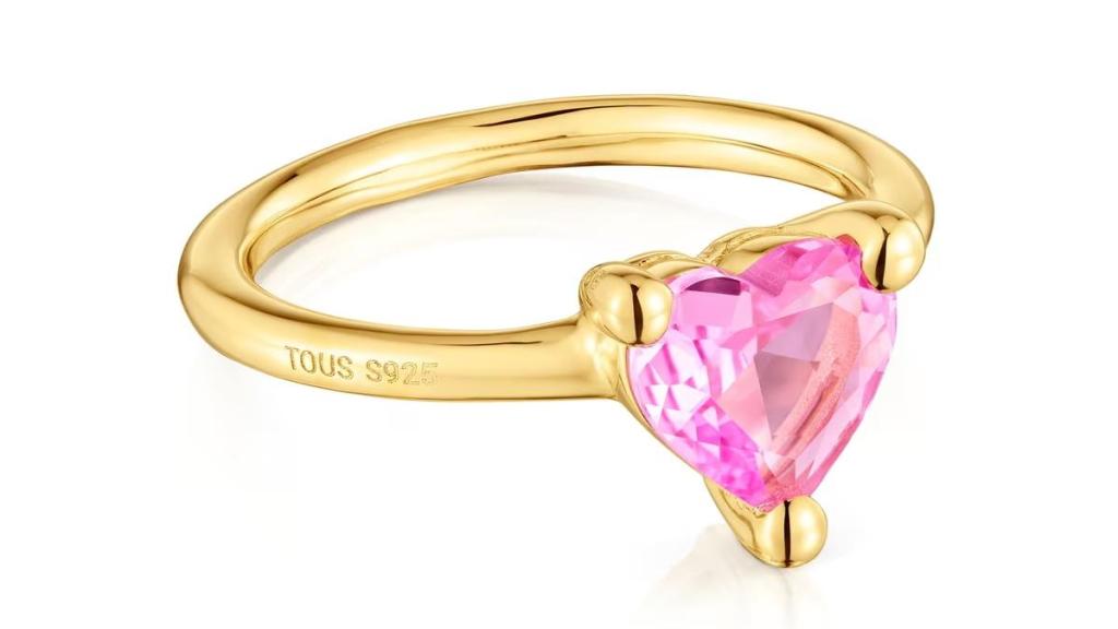 Anillo con baño de oro 18 kt sobre plata y zafiro de Tous.