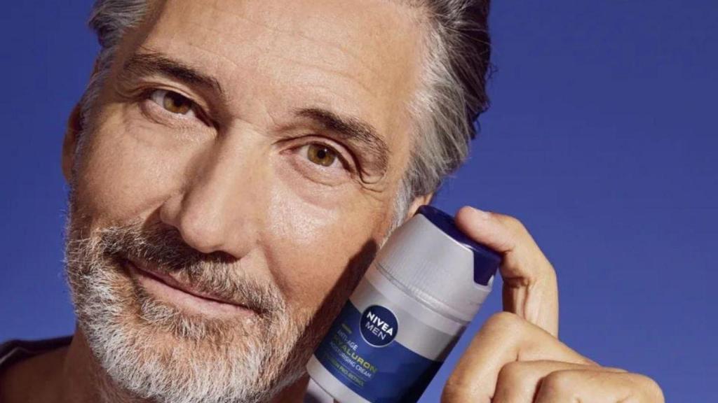 Crema hidratante antiedad Hyaluron NIVEA MEN