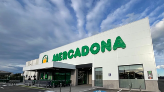 Fachada Mercadona.