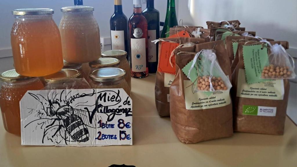 Fotografía de los productos locales que Irene vende en su bar