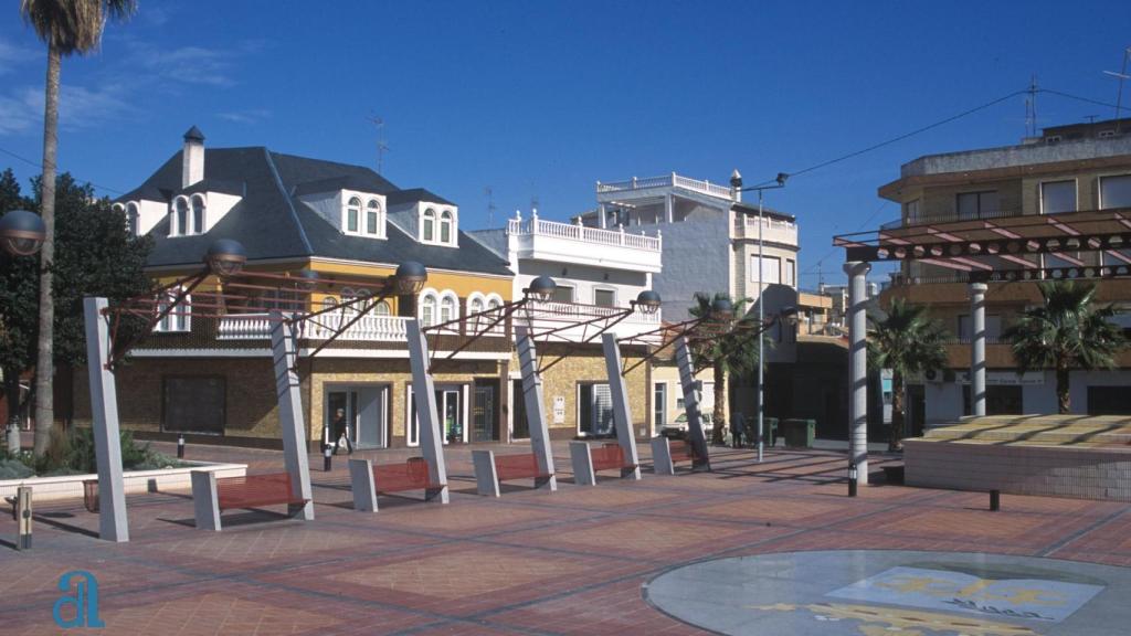 Vistas al Ayuntamiento de Rafal.