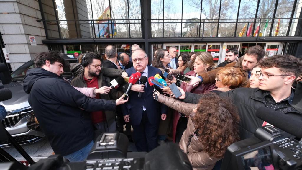 El consejero de Sanidad, Alejandro Vázquez, a la salida de la Comisión de Recursos Humanos del SNS