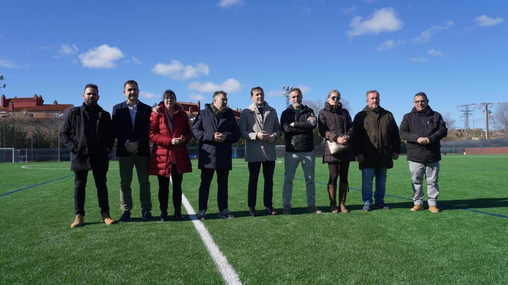 Conrado Íscar visita las nuevas instalaciones deportivas de La Cistérniga