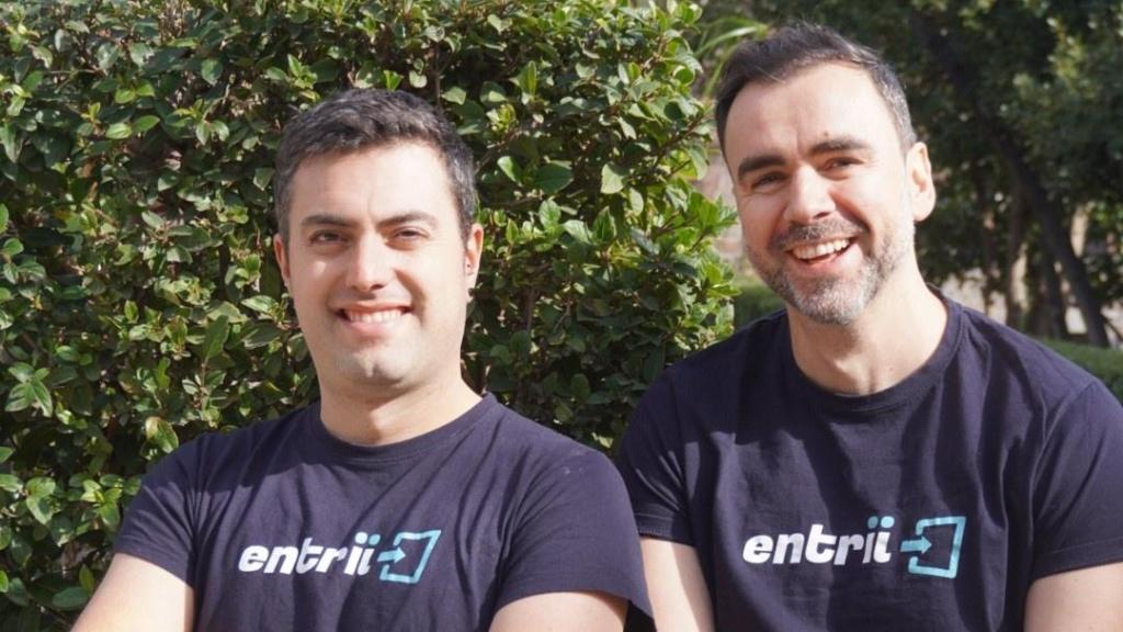 Patxi Galán, CTO y cofundador de Entrii (izquierda) y Rodrigo Fabeiro, CEO y cofundador de Entrii (derecha).