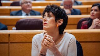 Elma Saiz, ministra de Inclusión, Seguridad Social y Migraciones, durante la sesión de control al Gobierno en el Senado del 11 de febrero de 2025.