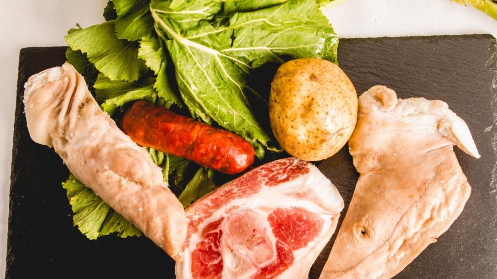 Ingredientes para preparar un cocido.