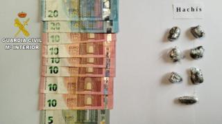 Detienen a un vecino de Gondomar (Pontevedra) de 27 años por tráfico de drogas