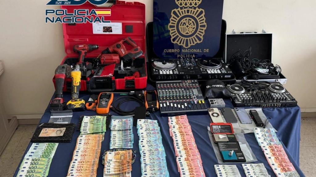 Objetos incautados por la Policía Nacional