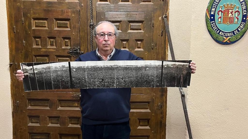 Isabelo Herreros muestra la espectacular imagen del Campo de Mestalla.