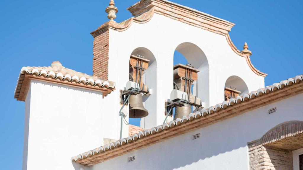 Iglesia de San Pedro Apóstol. CV