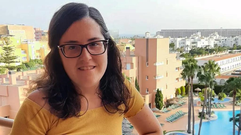 Pese al diagnóstico, Beatriz Benítez ha podido cumplir su sueño de ejercer como maestra de Primaria.