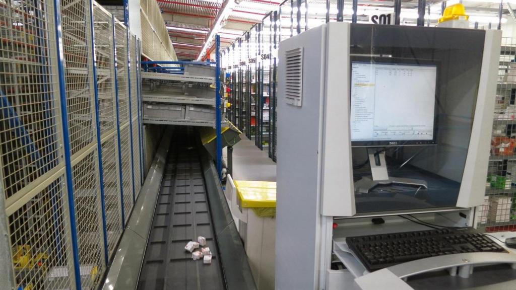 Uno de los almacenes logísticos de Hefame, en Madrid.