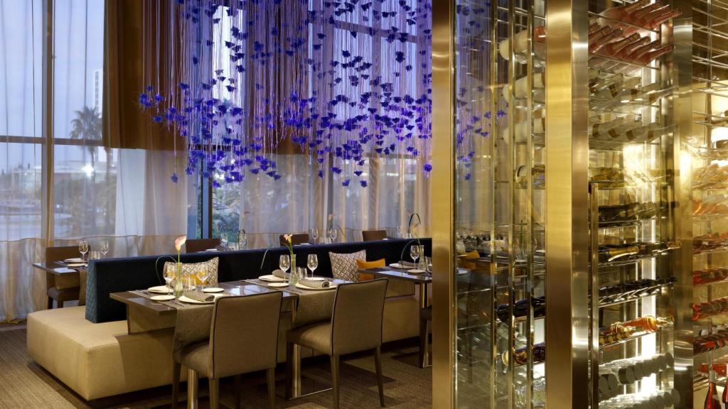 Cena local en Hyatt Regency Barcelona por San Valentín