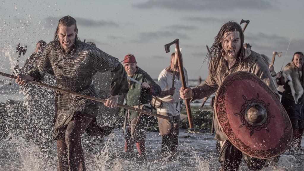 Imagen de archivo de guerreros vikingos.
