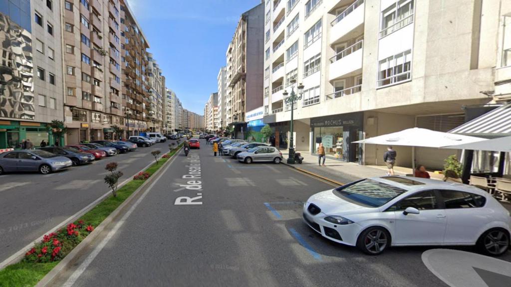 Calle Rosalía de Castro, a la altura de donde ocurrió el suceso.
