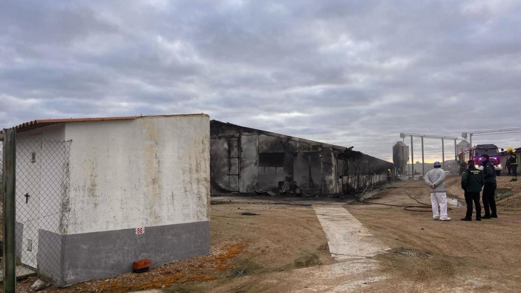 La granja una vez que ha sido apagado el fuego