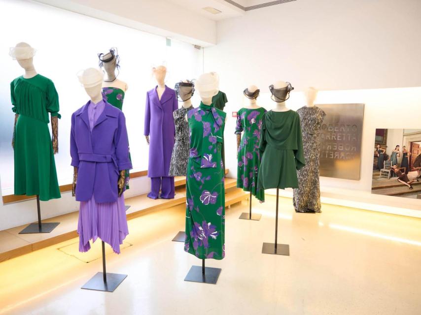 Siluetas de la presentación de Roberto Torretta.