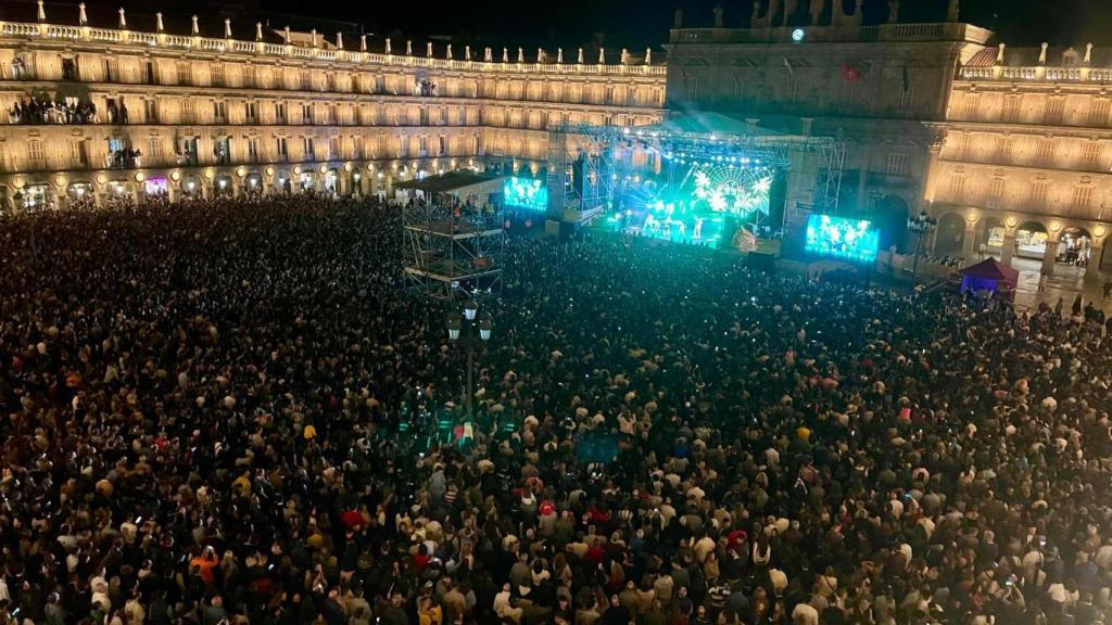 La Plaza Mayor de Salamanca se llenó una noche tras otra en las Ferias y Fiestas