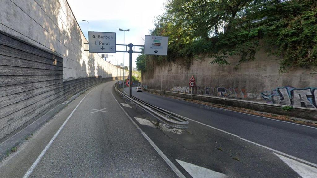 Salida de la AP-9 a Isaac Peral.