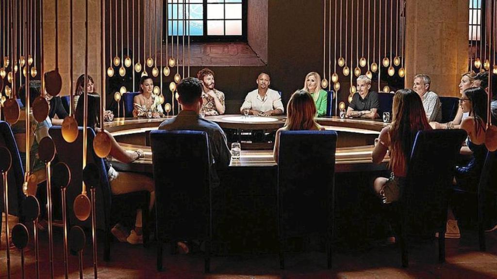 Imagen de la edición de 'Traitors' que lanzó HBO con famosos.