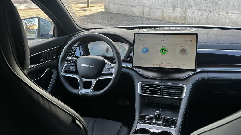 Interior del BYD Seal U DM-i.