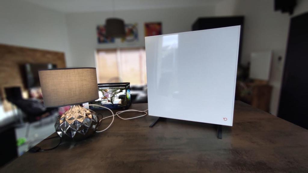 Un panel Aquilohm, el sistema de calefacción basado en pintura mineral activa.