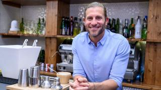 Matías Roure, el barman de First Dates.